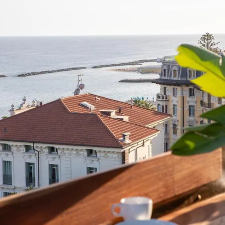 H11 Lux Casino Vista Mare Lägenhet *