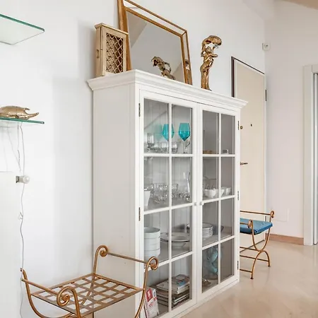 Apartment H11 Lux Casino Vista Mare *