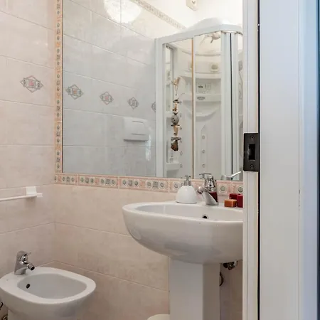 H11 Lux Casino Vista Mare Apartment *